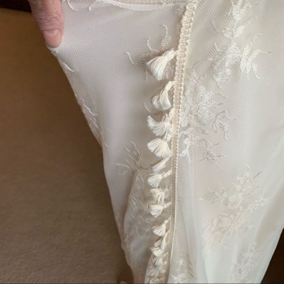 NWT Chelsea & Violet Natural Color Lace Tassel - Picture 6 of 16